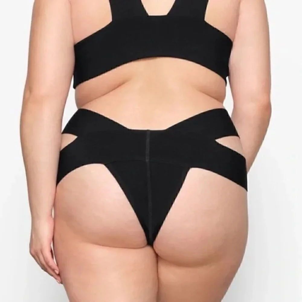 SKIMS Knit Strappy Bandage Bikini Bottom in Black Size 3X NWT